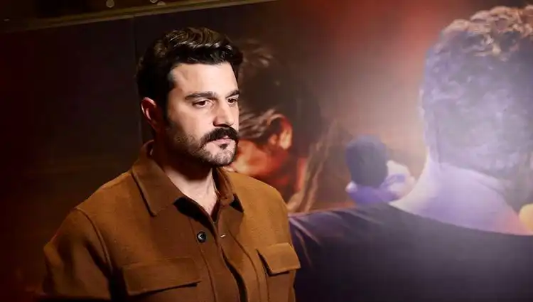 Murat Göğebakan'ın 'Kalbim Yaralı' Projesi: Oyuncu Kadrosu ve Detaylar
