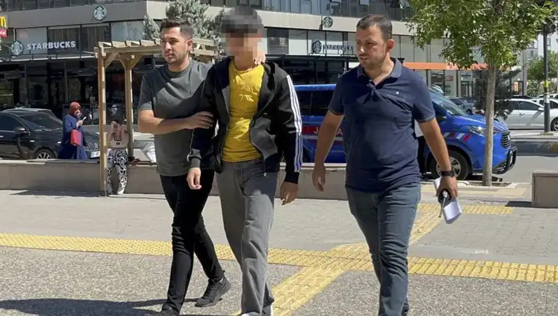 Ağabeyiyle Tartışan Kardeşin Bıçaklama Olayı Şaşırttı
