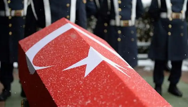 Pençe Kilit Operasyonu'nda Yaralanan Askerimiz Şehit Oldu: Acı Haberin Detayları