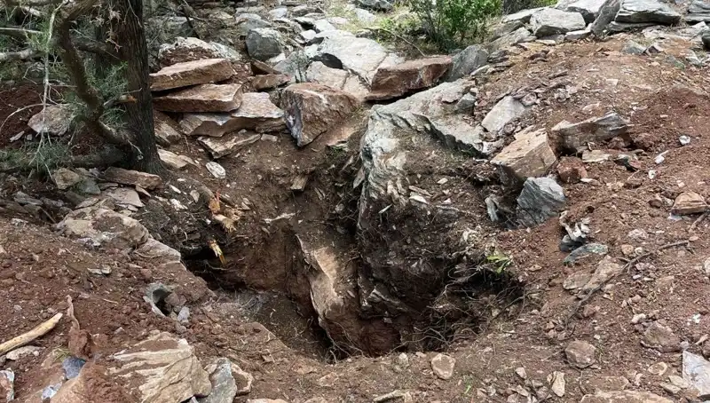 Eski Vali ve Emekli Albay, Define Avında Yakaladı!