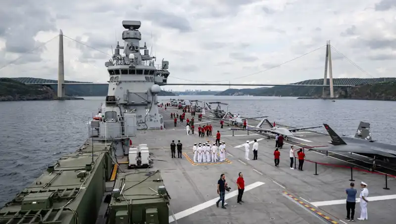TCG Anadolu, Sarayburnu'ndan Ayrılarak Yeni Bir Göreve Başladı!