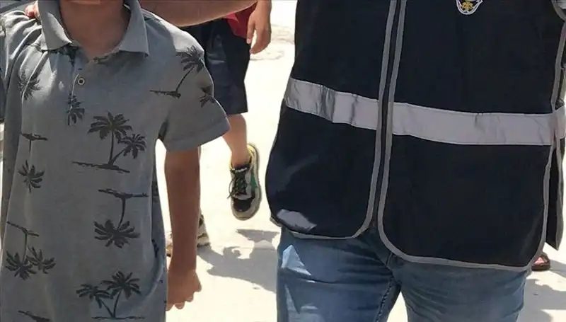 Türkiye'de 612 Bin Çocuk Suça Sürüklendi: Nedenleri ve Çözümleri