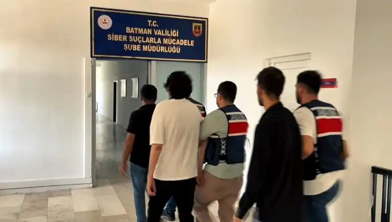 Batman'da Yasa Dışı Bahis Operasyonunda Üç Kişi Gözaltında