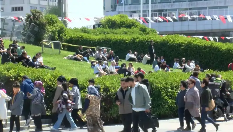 Taksim'de Deprem: Yoğun Sarsıntılar ve Sonuçları Üzerine Kapsamlı İnceleme