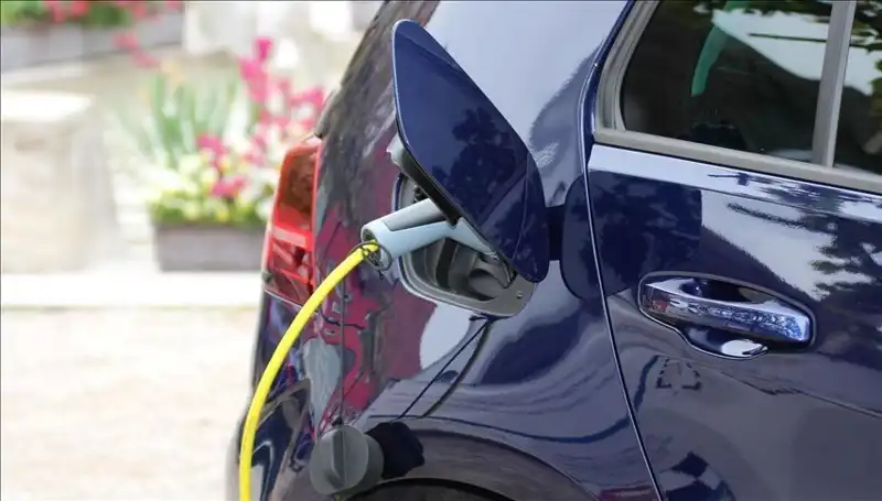 Tesla’yı Geride Bırakan Yeni Elektrikli Araç: 1500 Kilometre Menzil