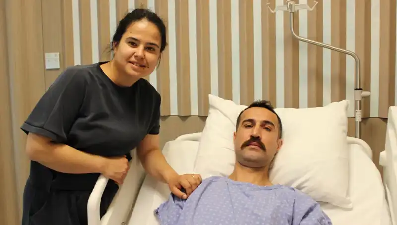 32 Yaşındaki Genç Kadının Gizemli Mide Kanaması: Kalın Bağırsak Kanseri Teşhisi
